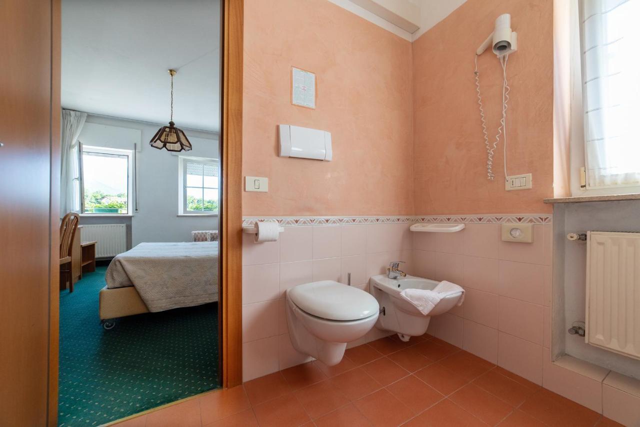 Hotel Ristorante Sagittario Feltre Kültér fotó